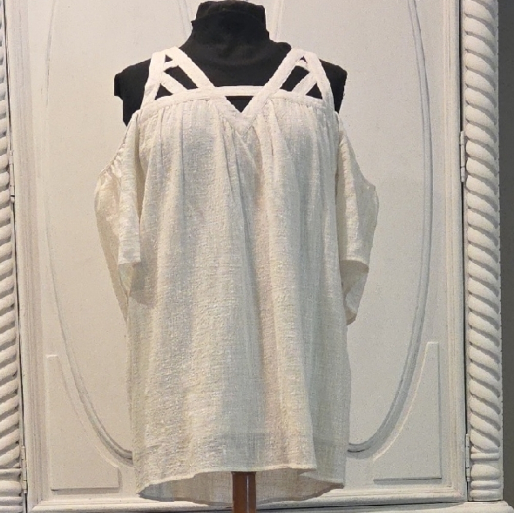Elegant White Women's Top